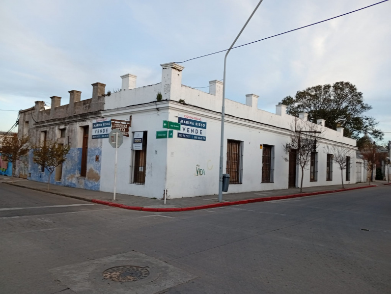 Archivo:Casa-jaime-pou-1.jpeg