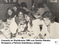 Cenando-en-Mariskonea-1980-con-Sandra-Méndez-Mosquera-y-Patricia-Asemberg.jpg
