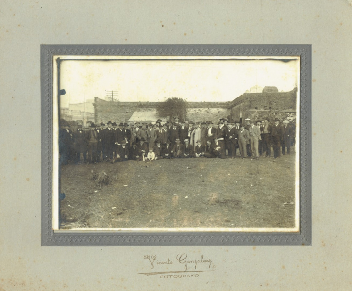 Archivo:LA FOTO (Grande).jpg